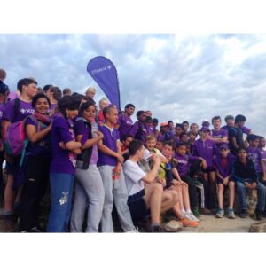 Painting the lion Purple