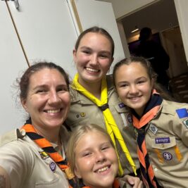 Andrea girls i do it for Lilli-Hannah Black (at the back) Emily Black and Emma hattingh andrea booth 082026