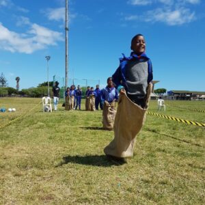 SIS potato sack jumping